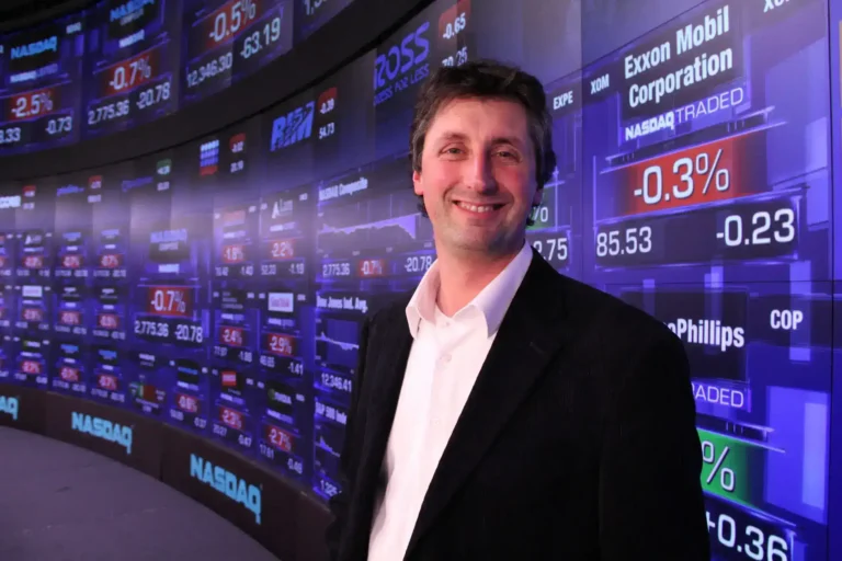 Nasdaq 100 index drops 3.6% after DeepSeek’s AI model launch, with Nvidia experiencing a 12.94% loss